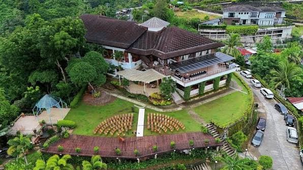 Chateau de Busay venue
